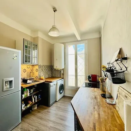 Le Mediterraneen - Apt 4 Prs - 200m Plages * Antibes