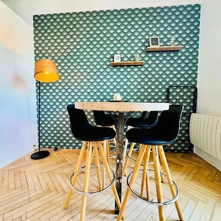 Le Mediterraneen - Apt 4 Prs - 200m Plages * Antibes